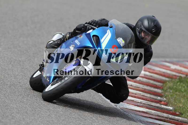 /Archiv-2023/06 10.04.2023 Moto Club Anneau du Rhin/Blanc-Novice/9